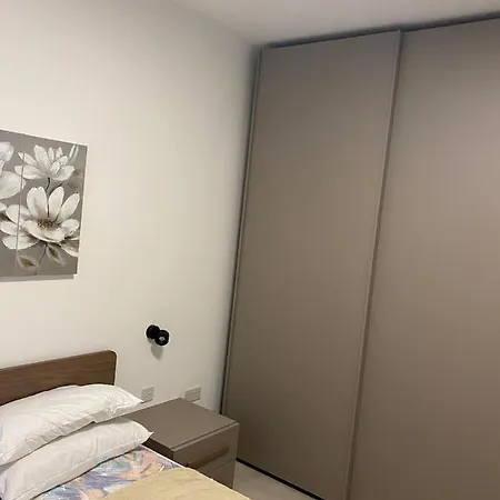 Let Me Host -palace Bugibba Apartment *