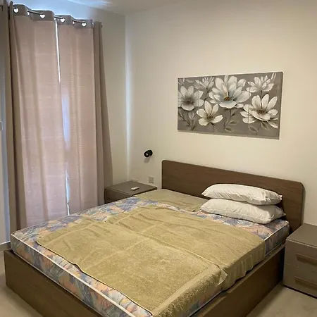 Let Me Host -palace Bugibba Apartment